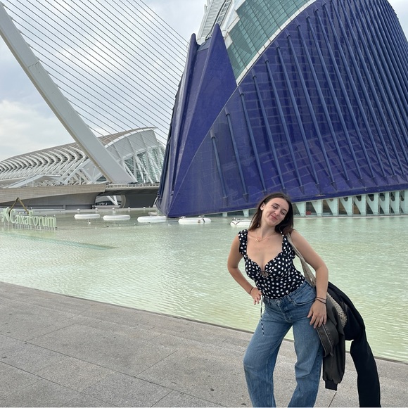 Meet your Posher, Maddie - Picture 7 of 11